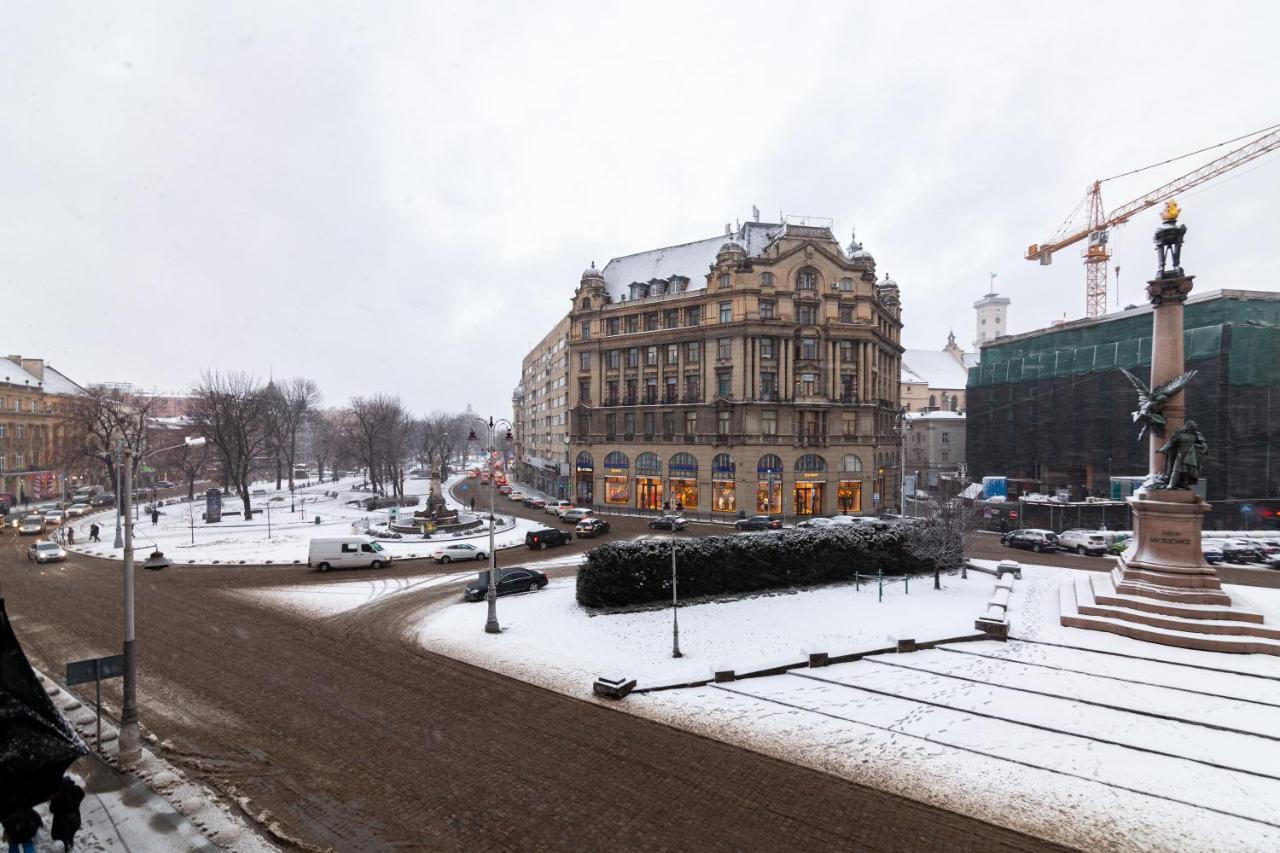 Romari Площа Міцкевича 利沃夫 外观 照片
